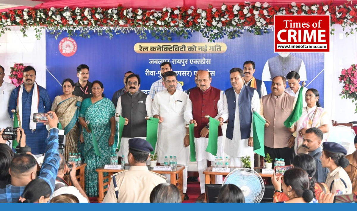 जबलपुर से रायपुर एवं रीवा से पुणे नई यात्री ट्रेनों का हुआ शुभारंभ